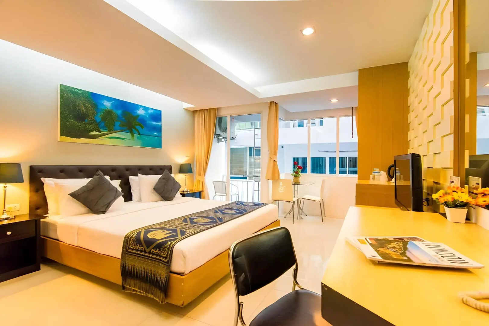 Photo - Hallo Patong Hotel