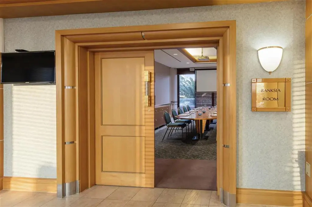 Photo - Oaks Gold Coast Hotel