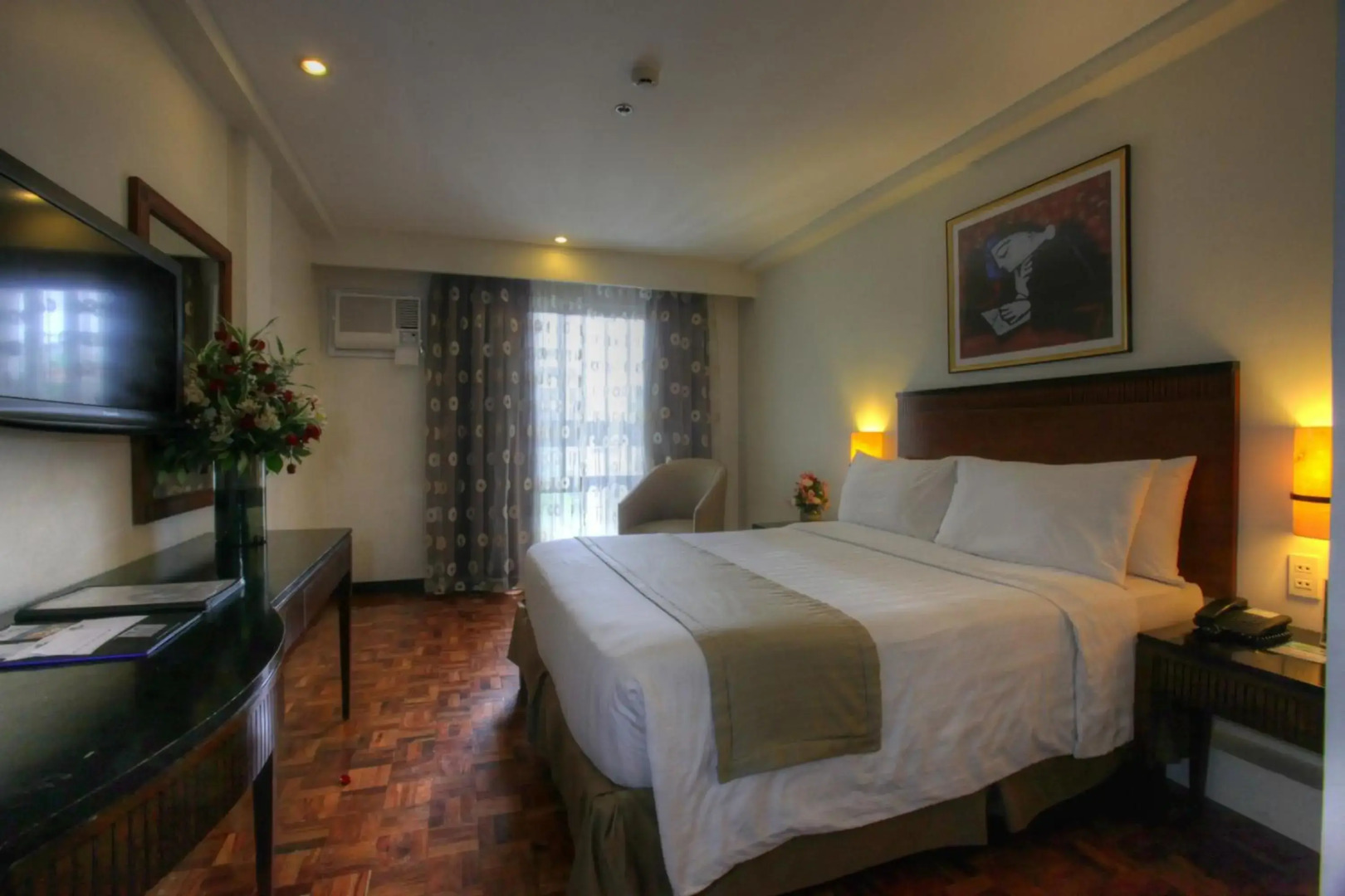 Photo - Fersal Hotel Neptune Makati