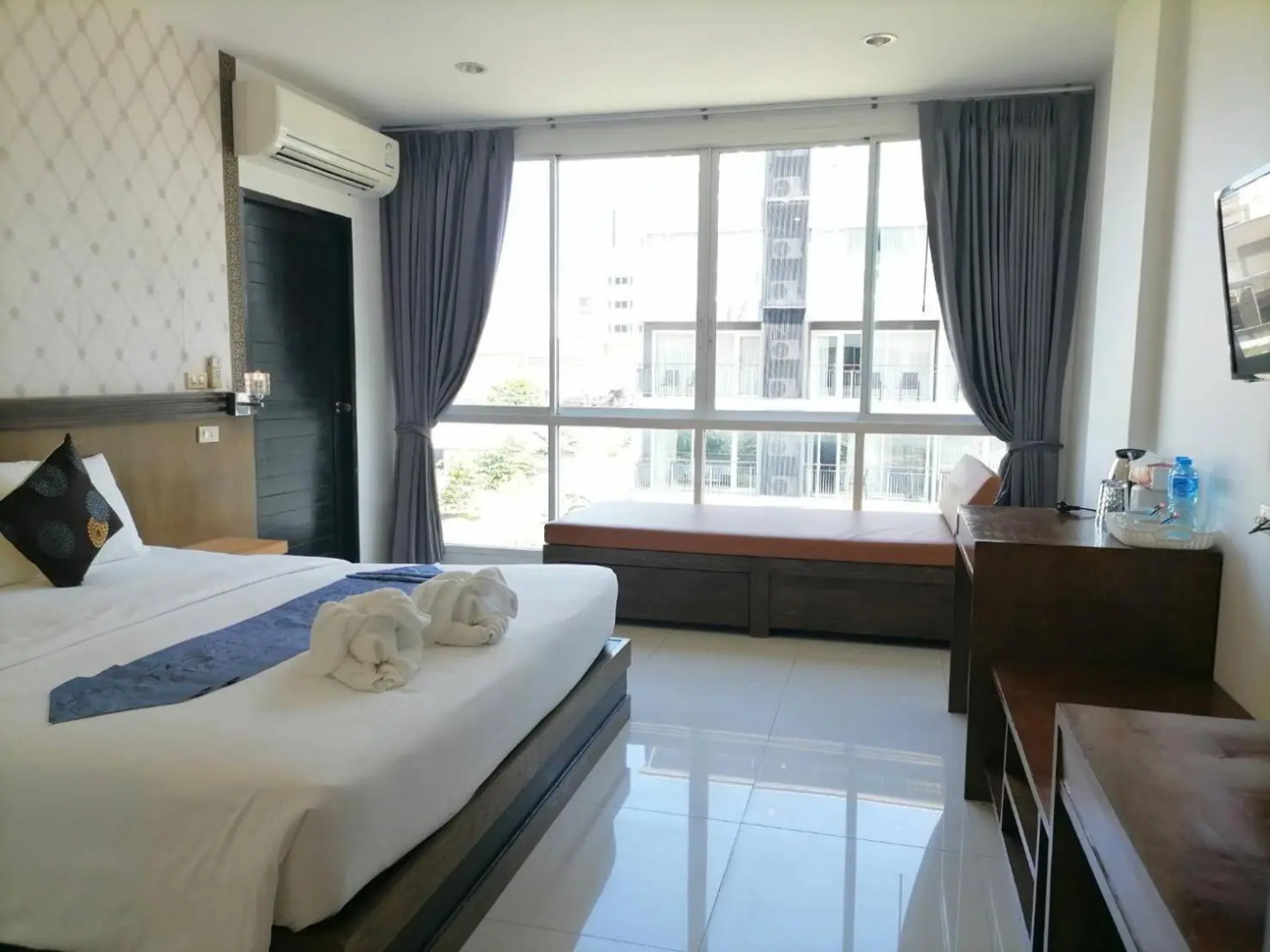 Foto - NJ Patong Hotel