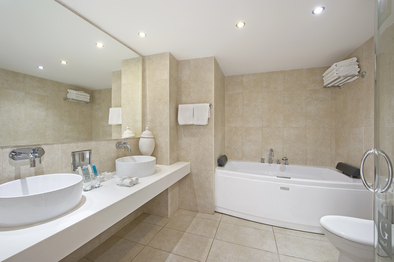 Photo - Grecian Sands Hotel