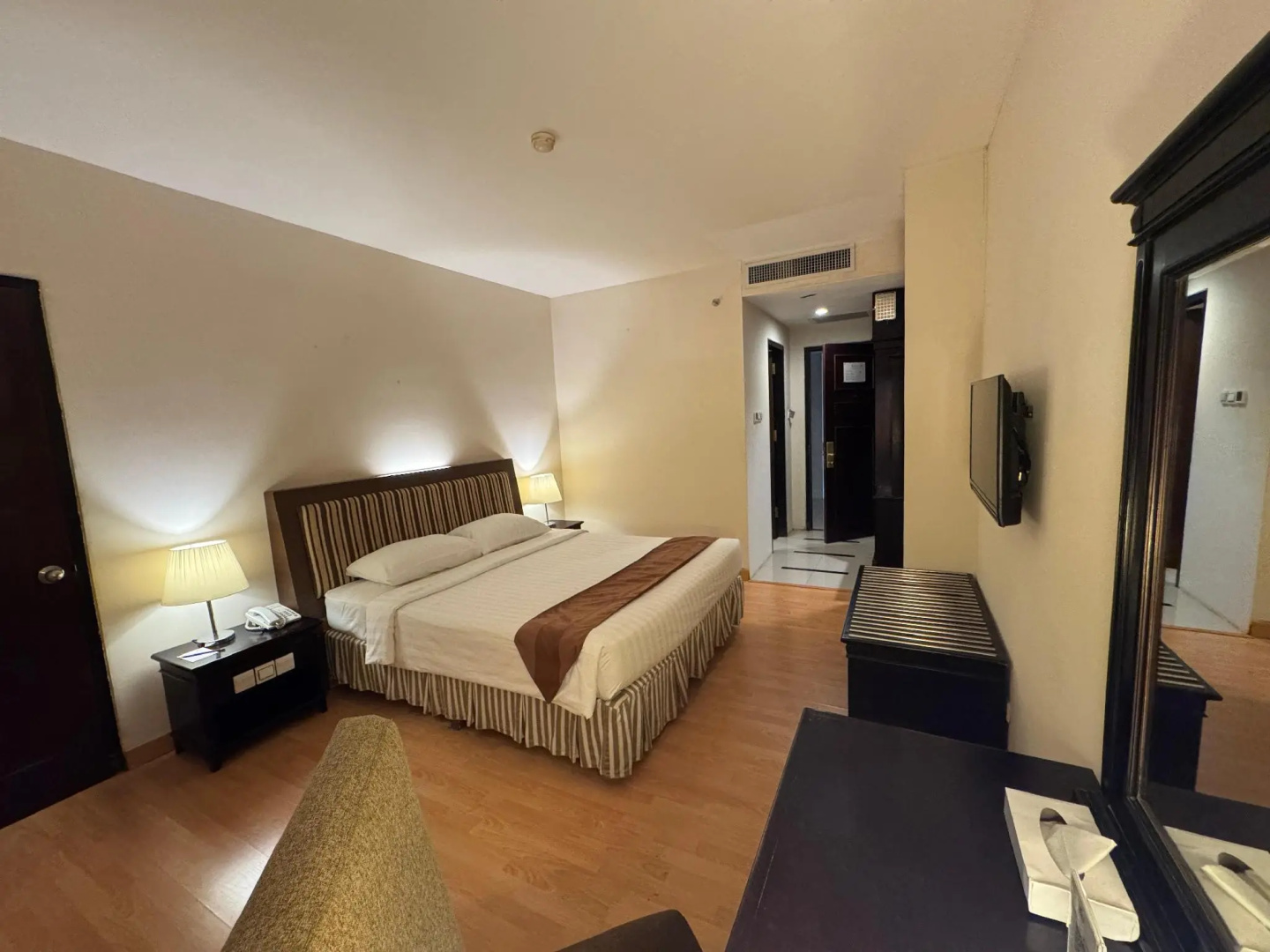Rocky Plaza Hotel Padang