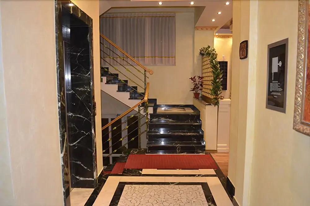 Photo - Hotel Mustang