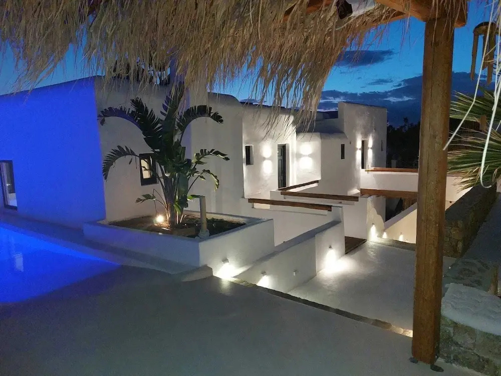 Foto - ELLI TROPiCAL LUXURY SUITES SUNSET-INFINITY POOL- SEA SIDE-NEAR CENTER PARKING