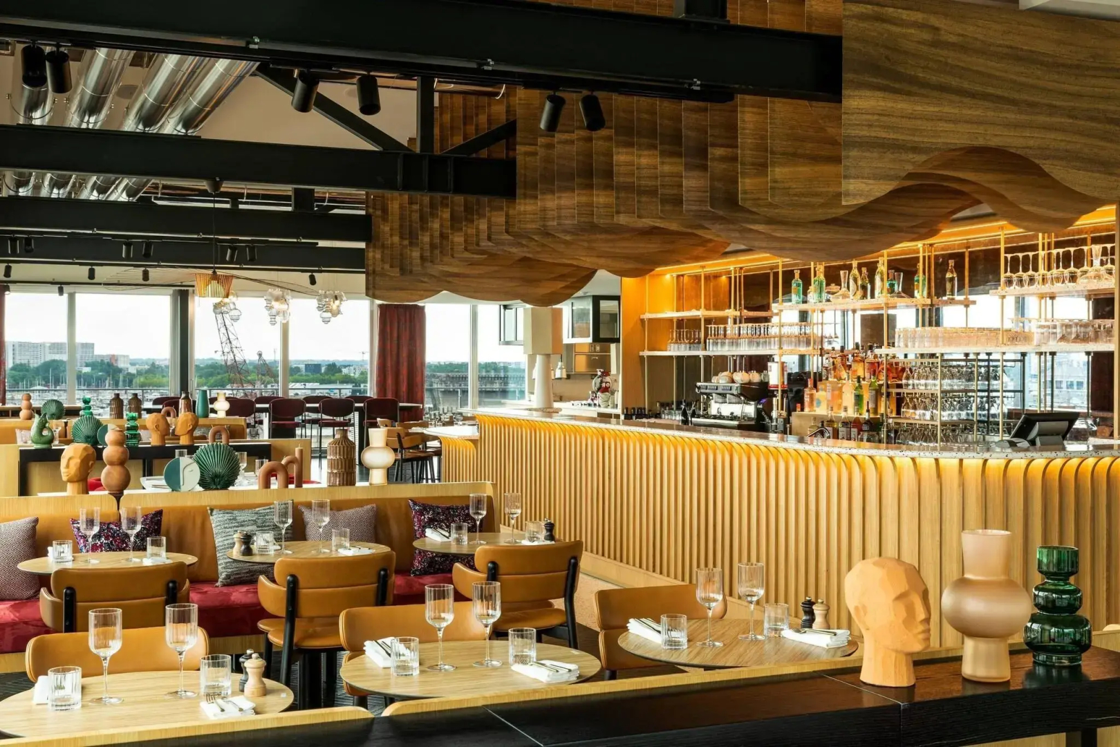 Photo - Renaissance Bordeaux Hotel