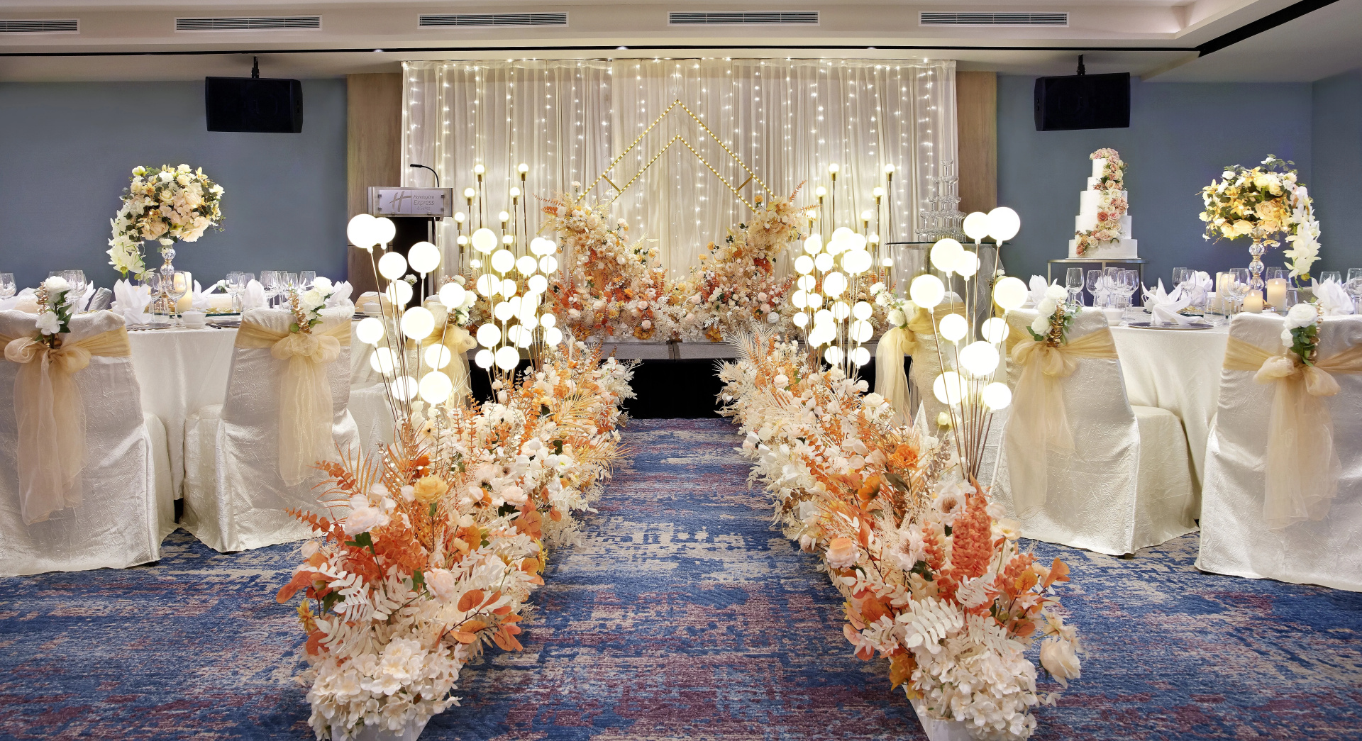 Photo - Holiday Inn Express and Suites Singapore Novena by IHG