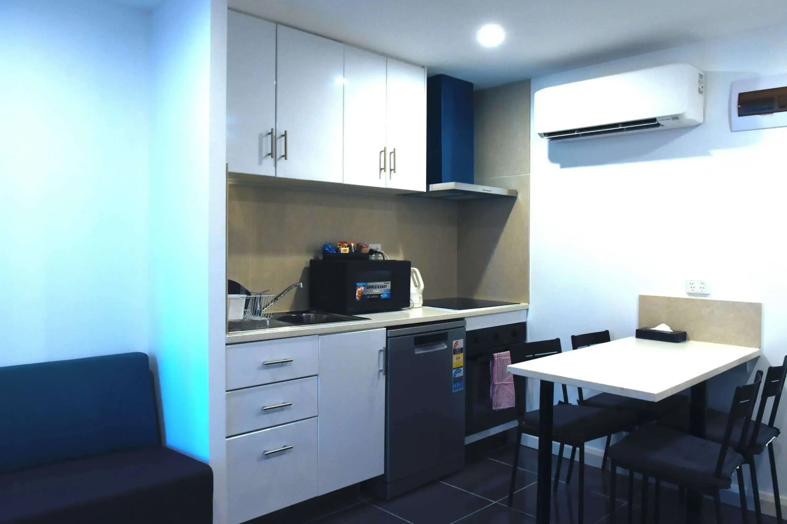 Photo - Best Western Plus Buckingham International