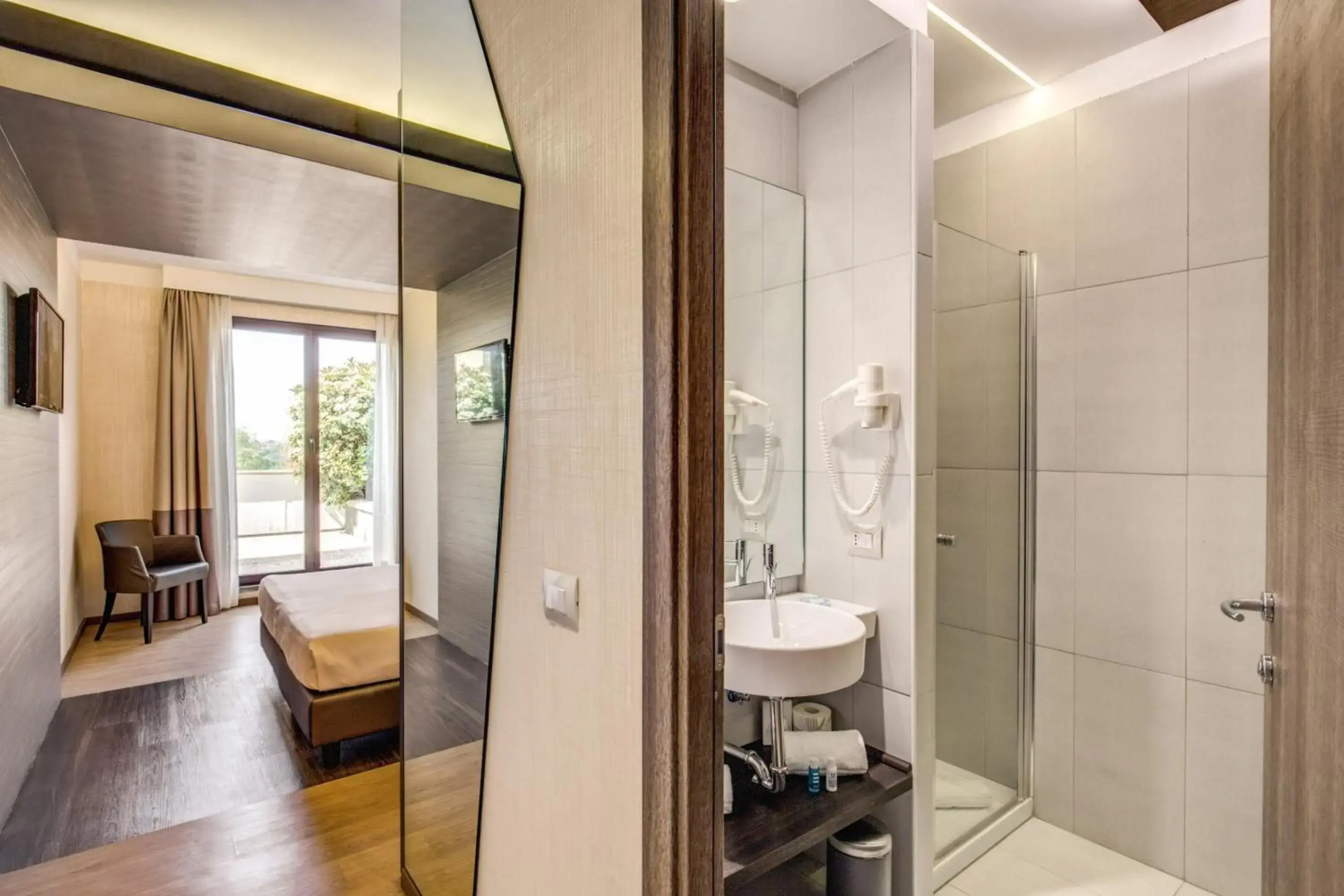 Photo - Hotel Roma e Rocca Cavour