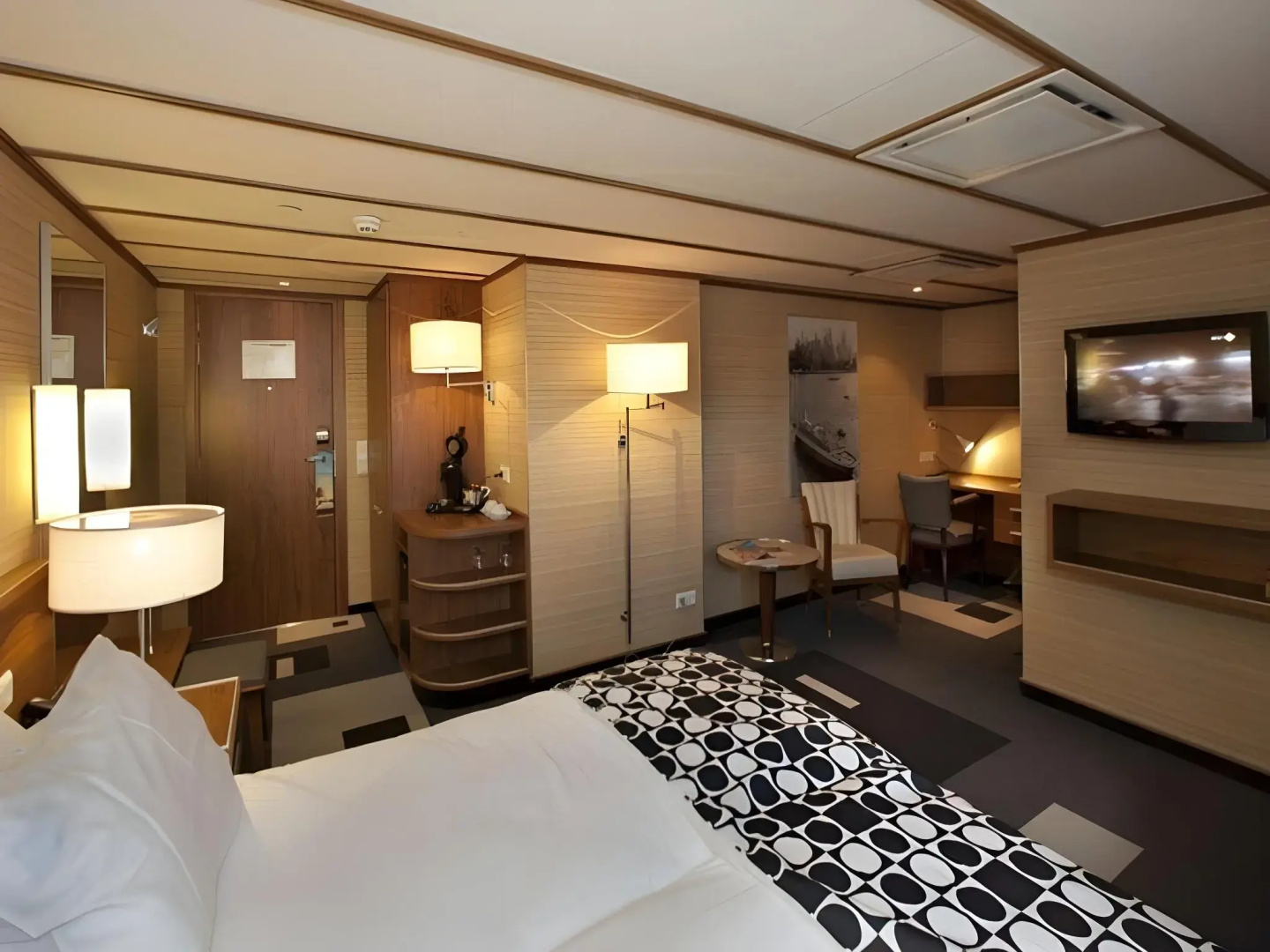 Photo - ss Rotterdam by WestCord