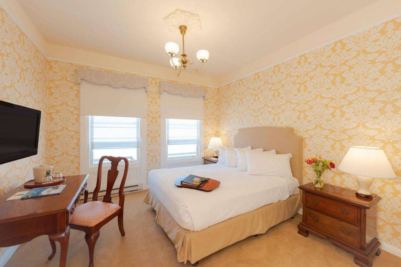 Photo - Stanyan Park Hotel