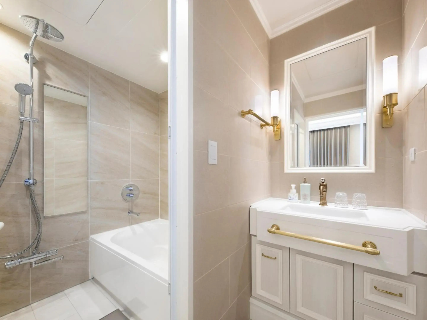 Photo - Takarazuka Hotel