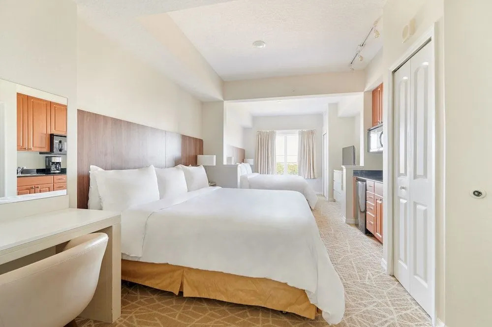 Foto - The Point Hotel & Suites