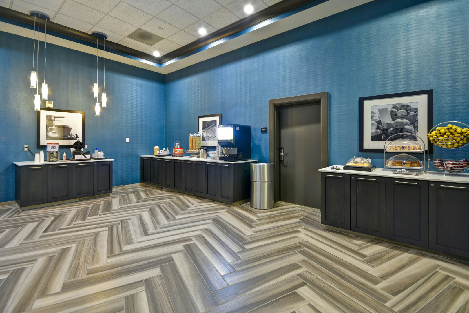 Photo - Hampton Inn & Suites Los Angeles Burbank Airport