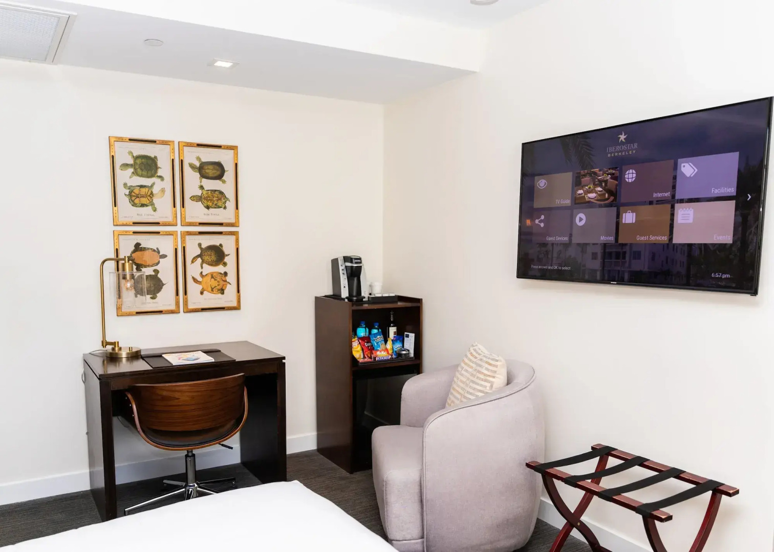 Photo - Iberostar Waves Berkeley Shore