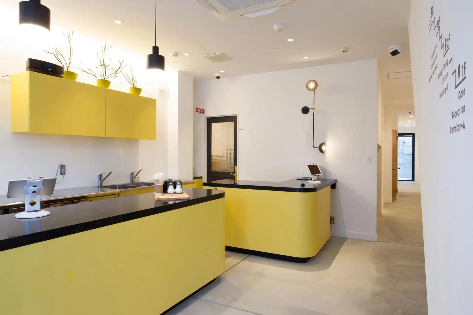 Photo - THE NEXT DOOR Dormitory & Private Hostel