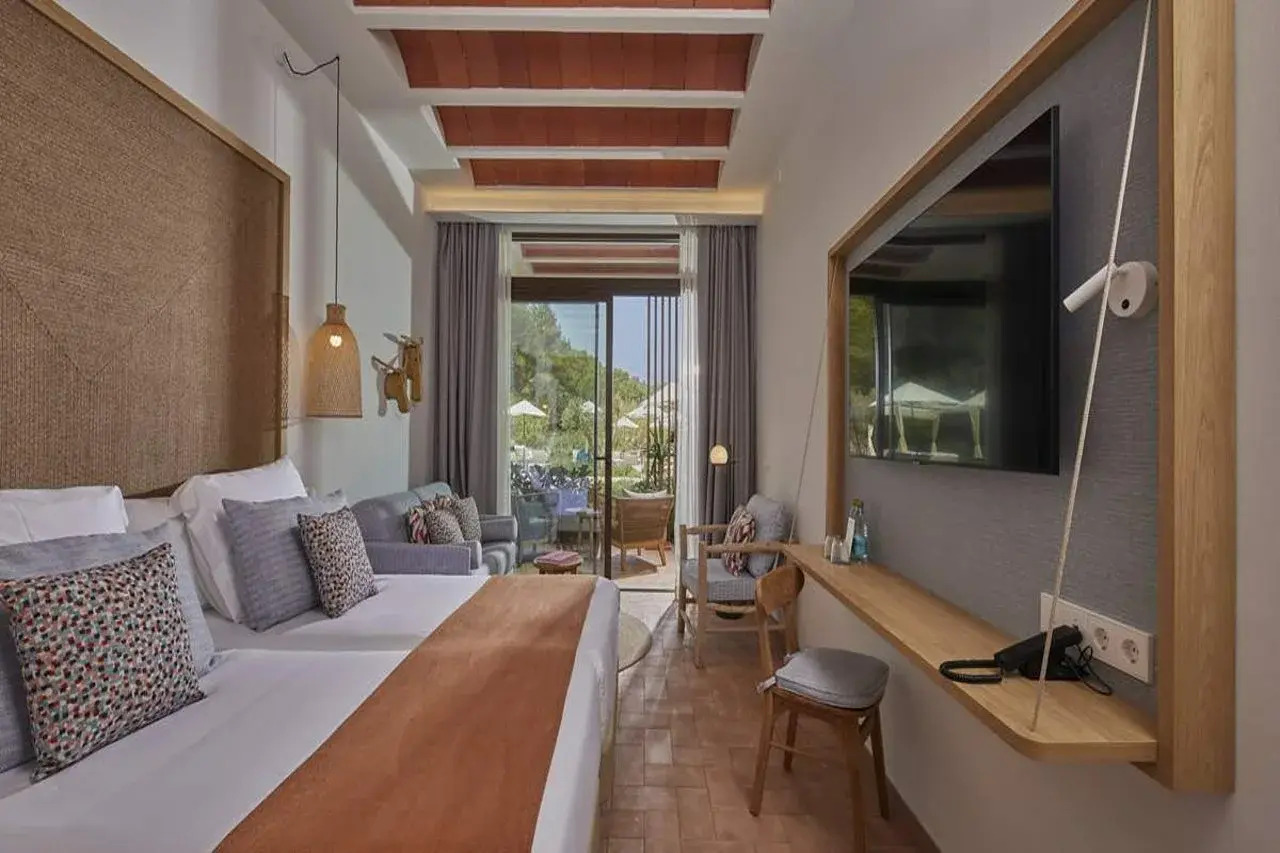 Foto - Cala San Miguel Ibiza Resort, Adults only, Curio Collection by Hilton