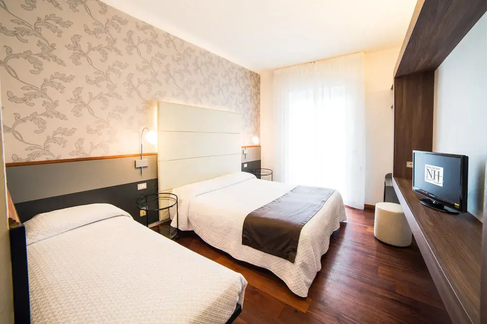 Photo - Waldorf Palace Hotel