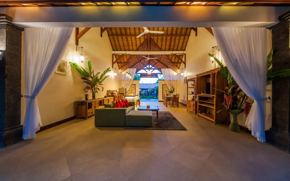 Foto - Luxury 3BR Infinity Jungle View Aashaya Villa Ubud