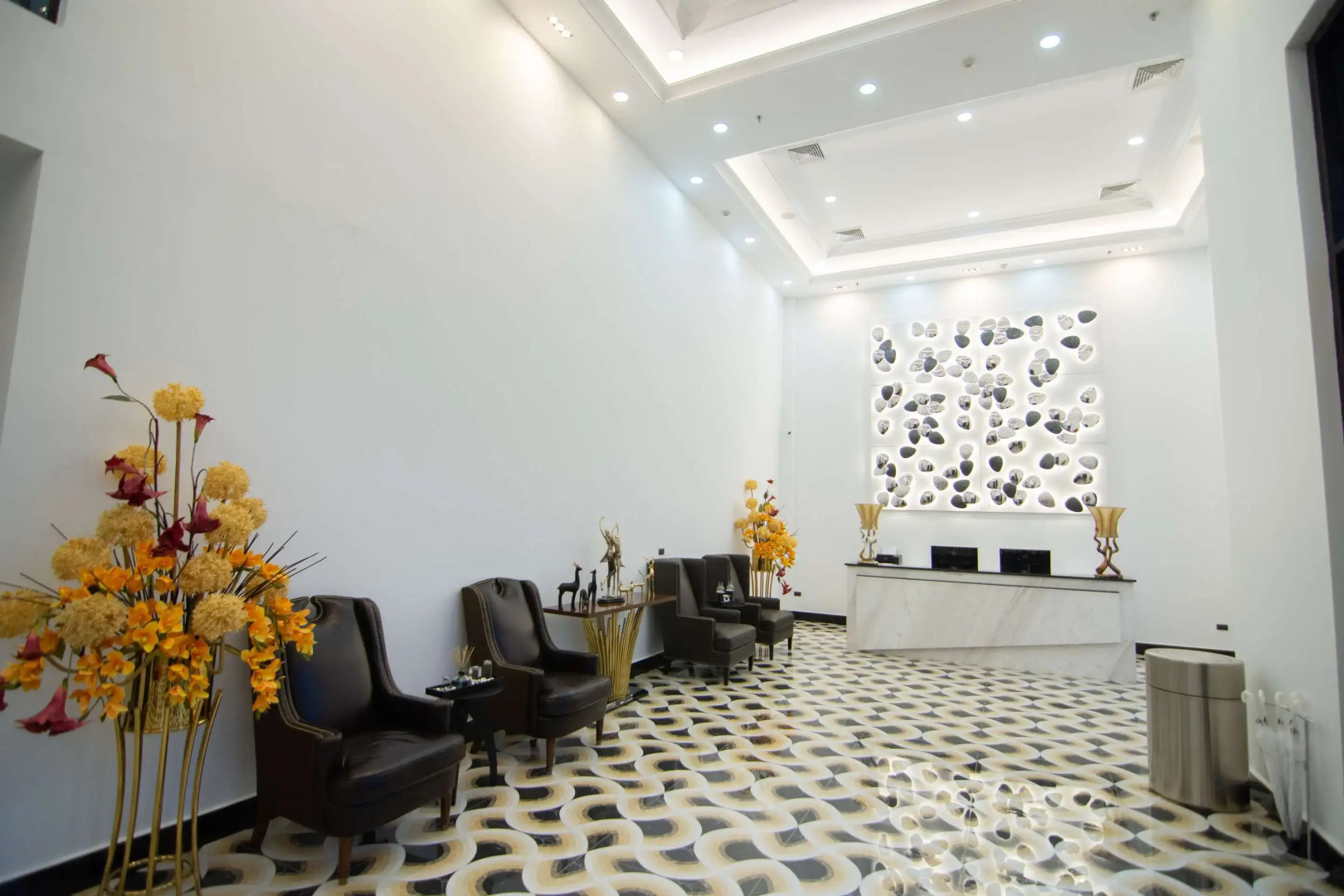 Photo - SureStay Hotel by Best Western Vientiane