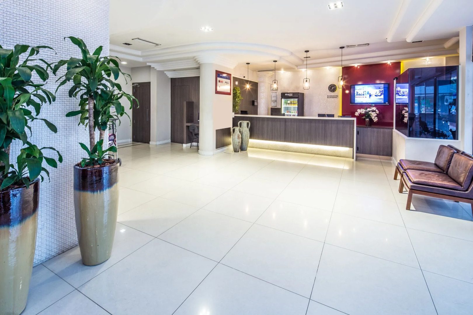 Foto - Camboriú Praia Hotel