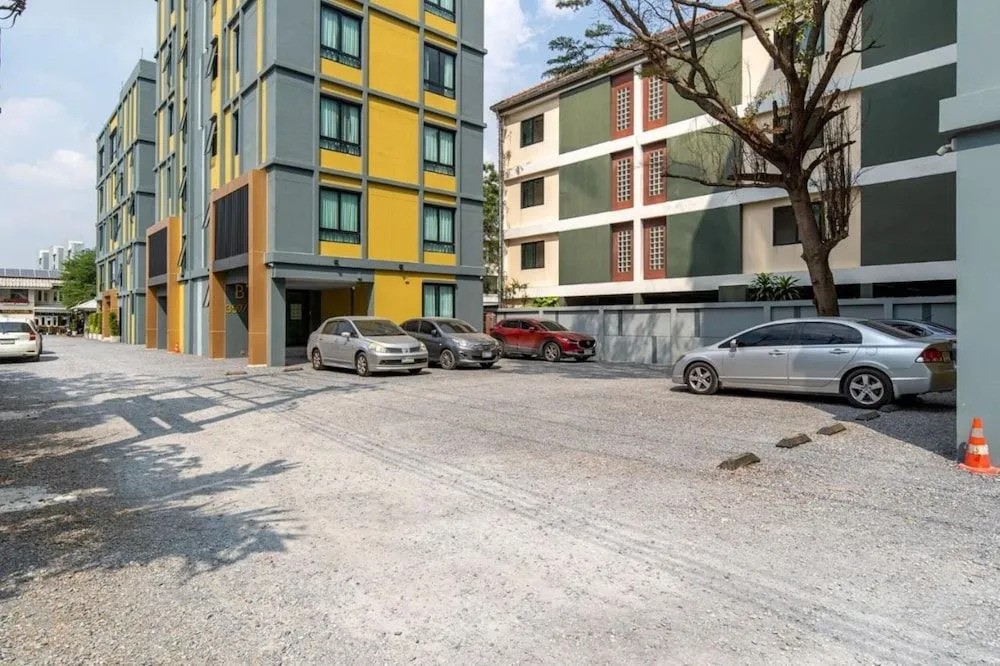 Foto - The Riski Hotel at Bangphlat Station SHA