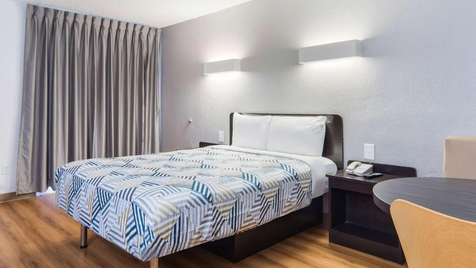 Photo - Motel 6-Addison, TX - Dallas