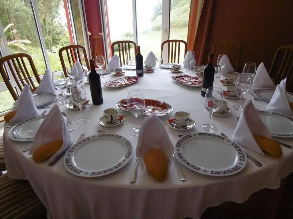 Photo - Hotel Azpiazu
