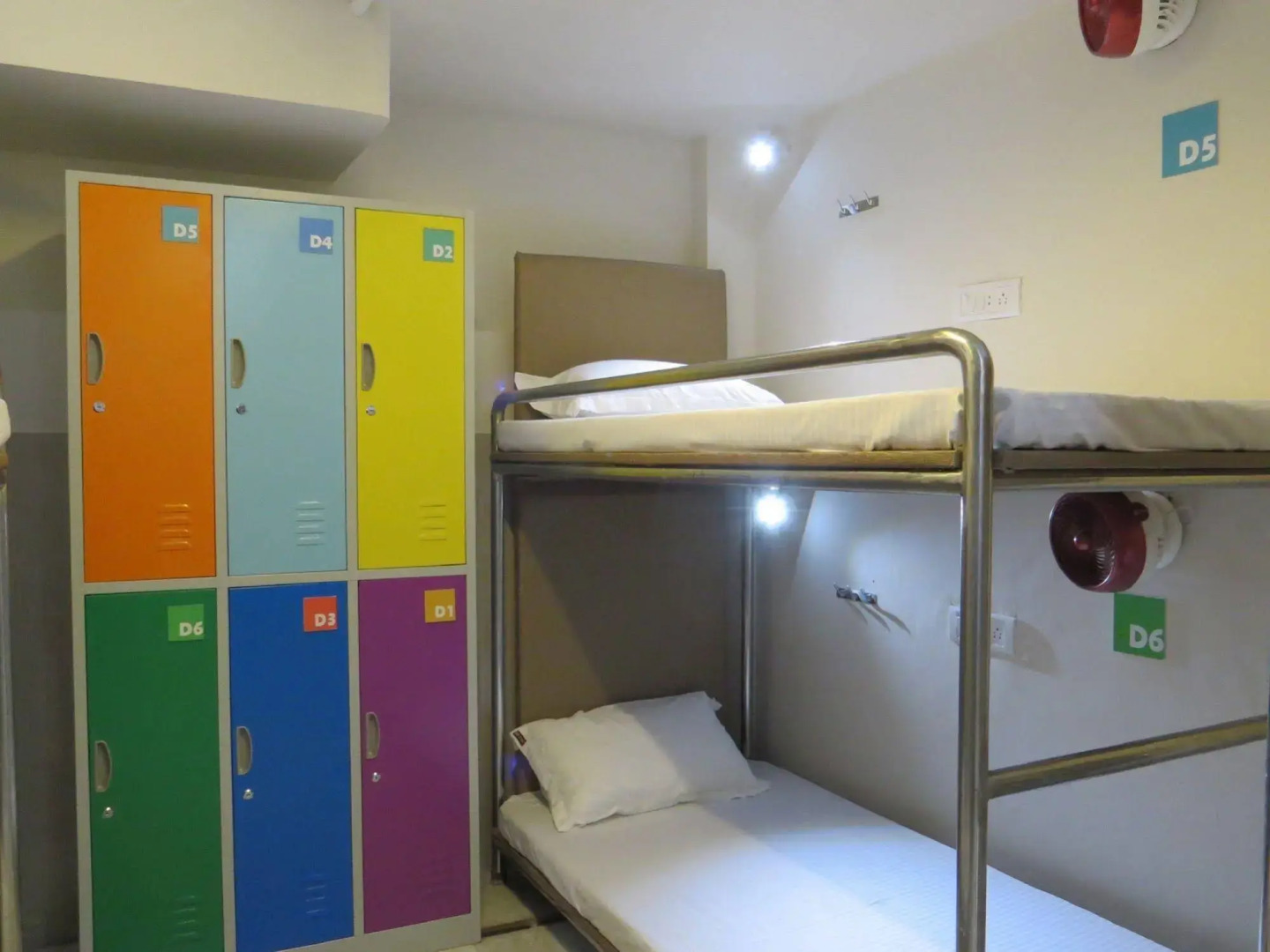 Foto - Smyle Inn - Best Budget Hotel near New Delhi Train Station