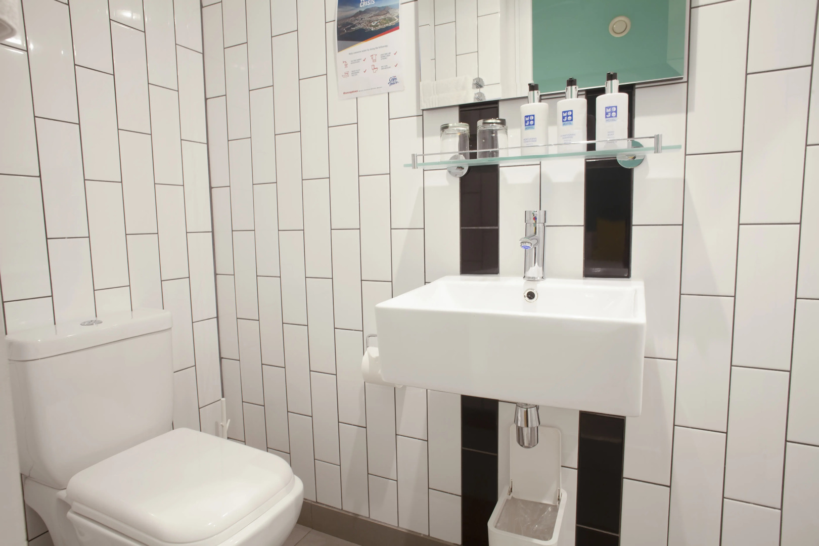 Foto - Mojo Hotel & Market