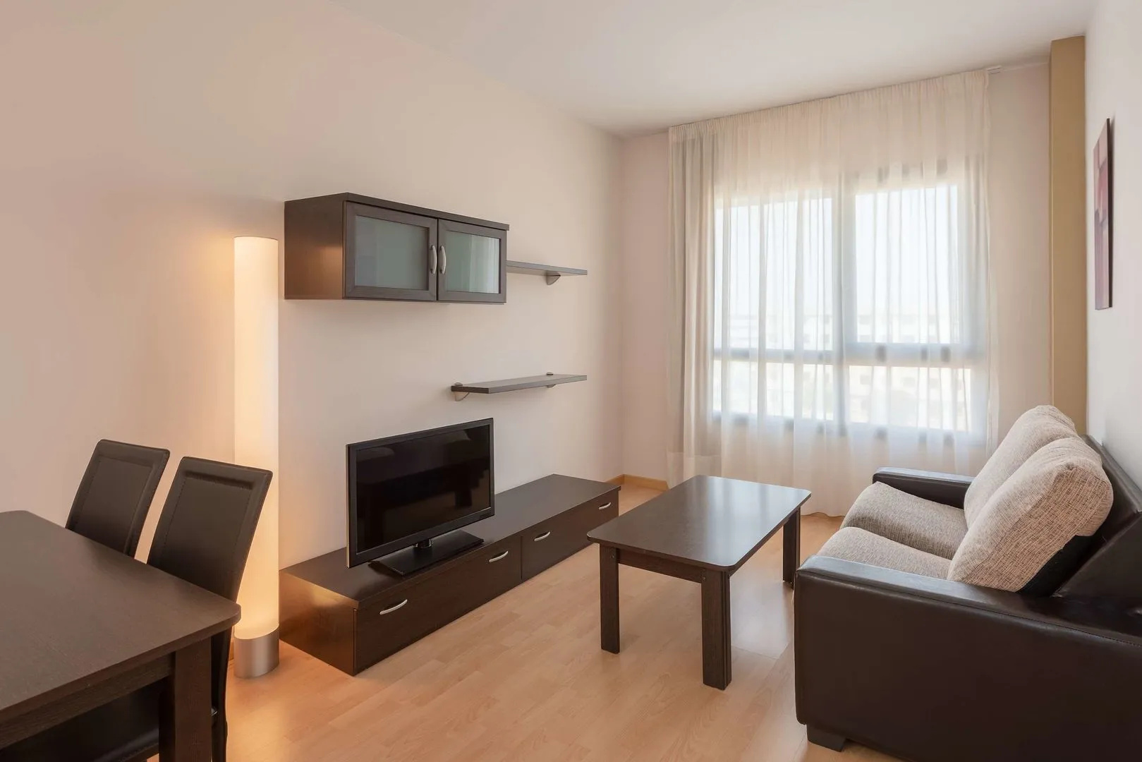 Foto - Madrid Airport Suites, Affiliated by Meliá