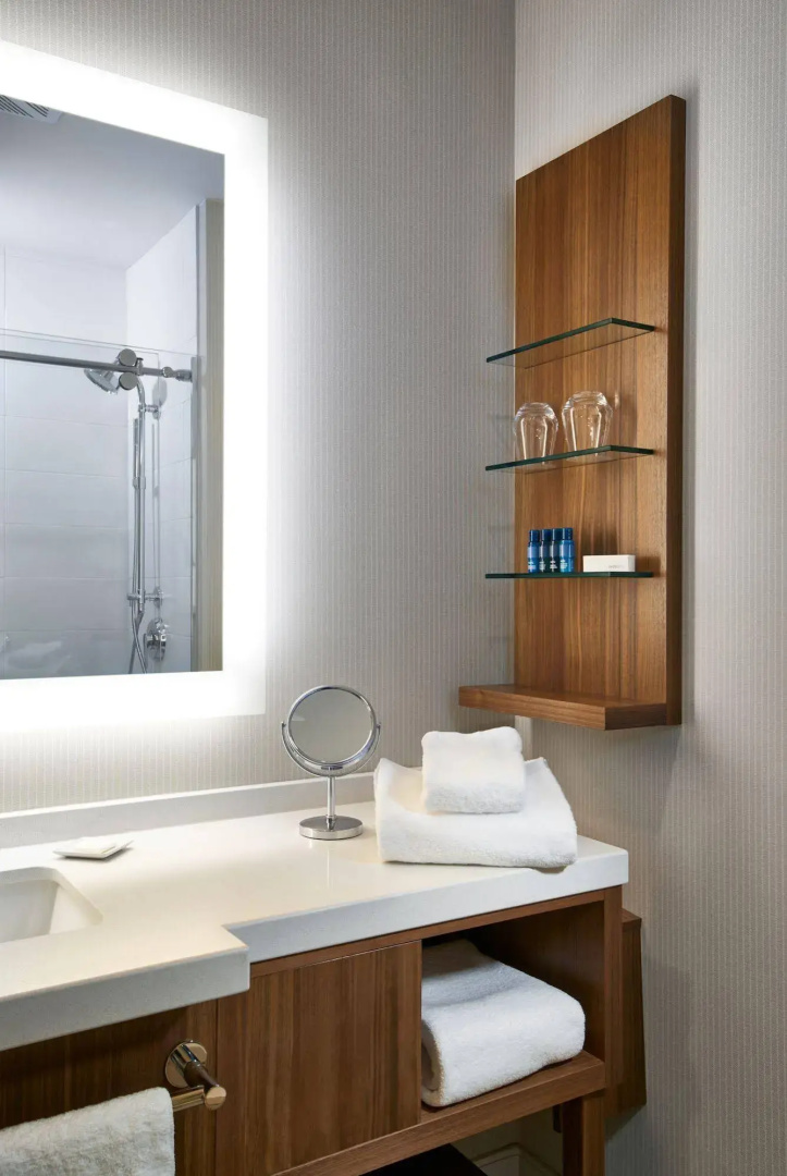 Photo - Delta Hotels by Marriott Dartmouth