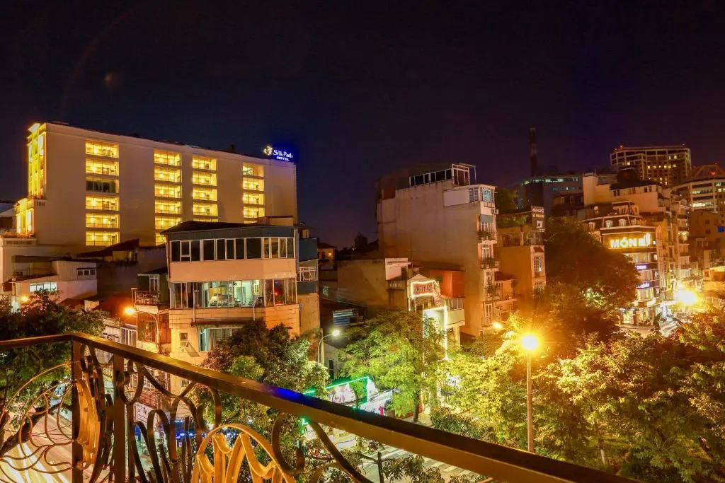 Photo - Wild Lotus Hotel & Travel 2