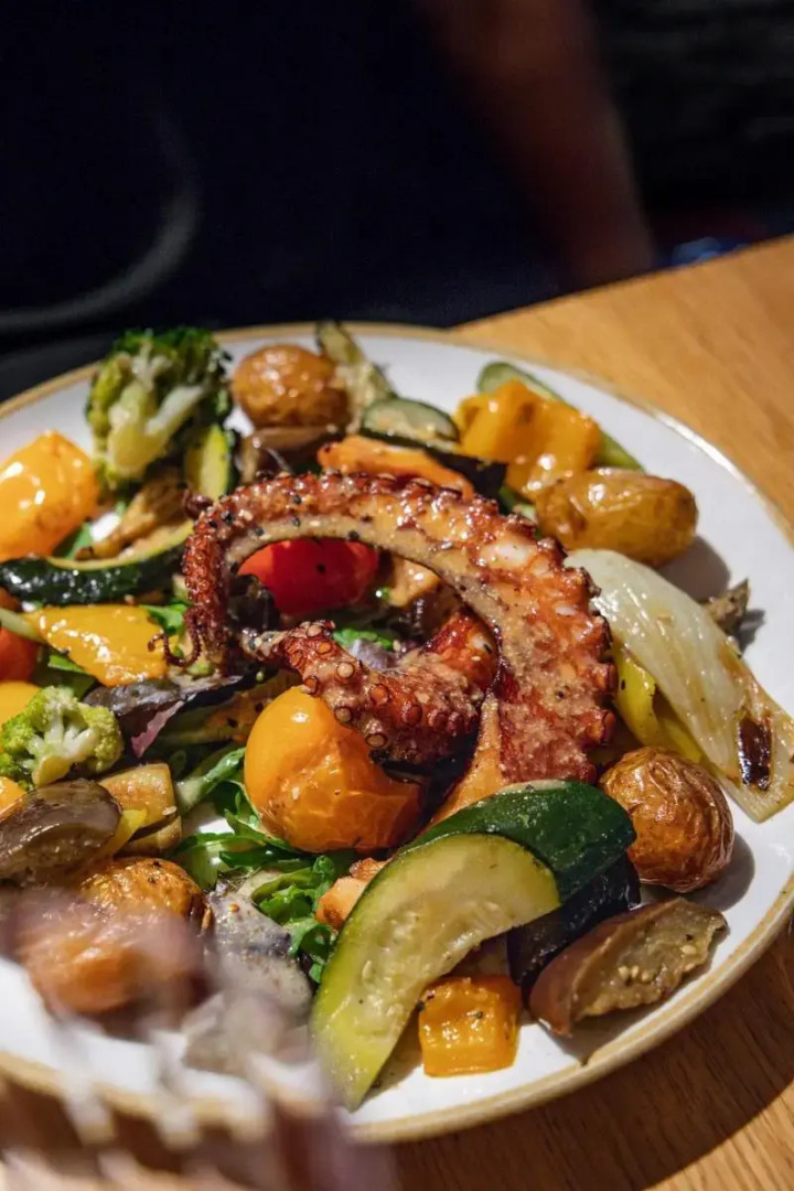 Photo - Renaissance Bordeaux Hotel