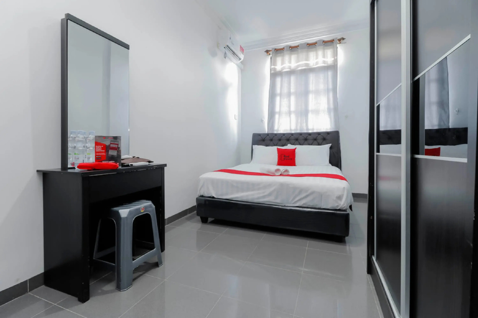 Foto - RedDoorz Plus near Batam City Square