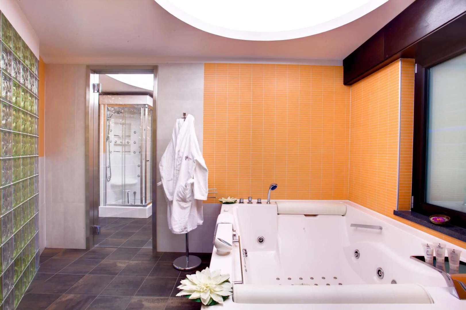 Photo - Abalon Pompei Resort