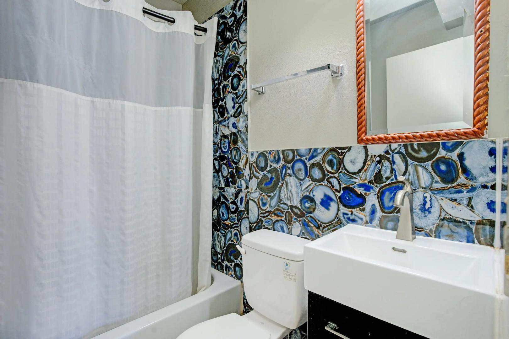 Photo - Miami Inn & Suites