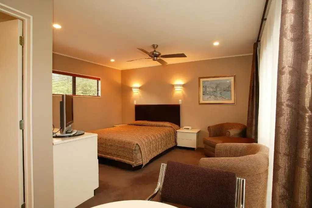 Photo - Cornwall Park Motor Inn
