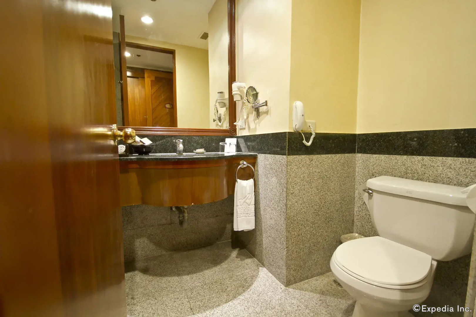 Foto - Waterfront Cebu City Hotel & Casino