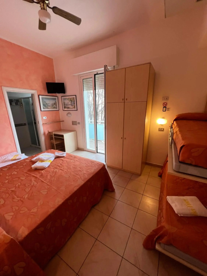 Foto - Hotel Villa dei Fiori - sul mare con piscina