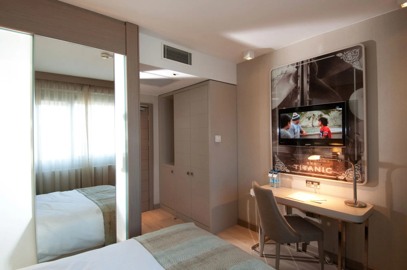 Foto - TITANIC Comfort Mitte