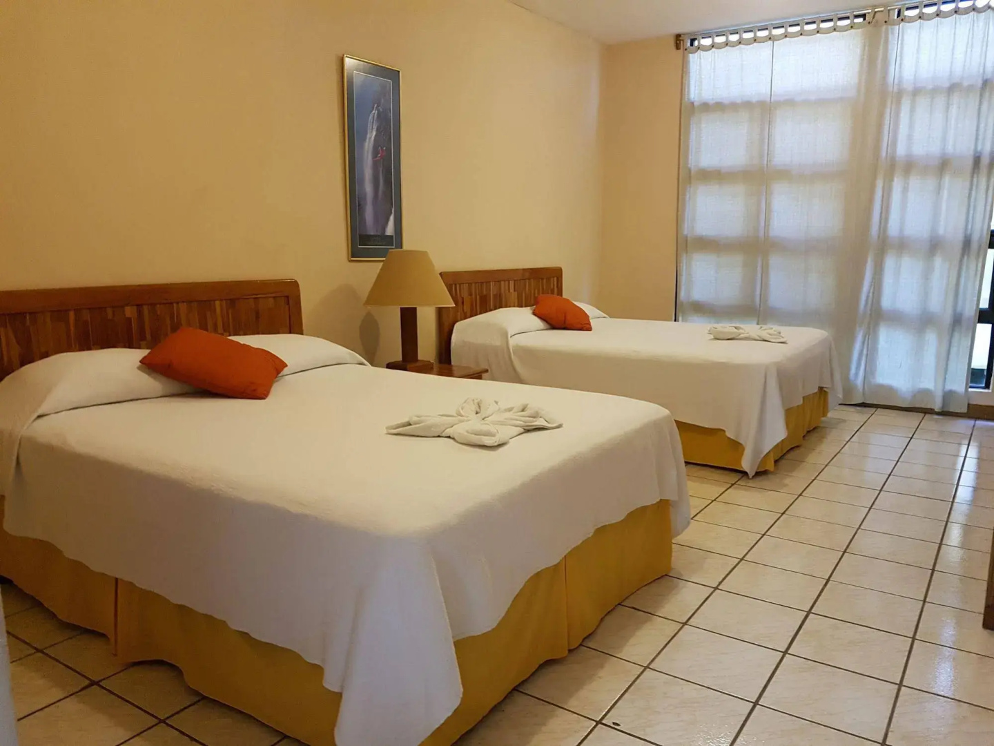 Photo - Banana Palms Hotel