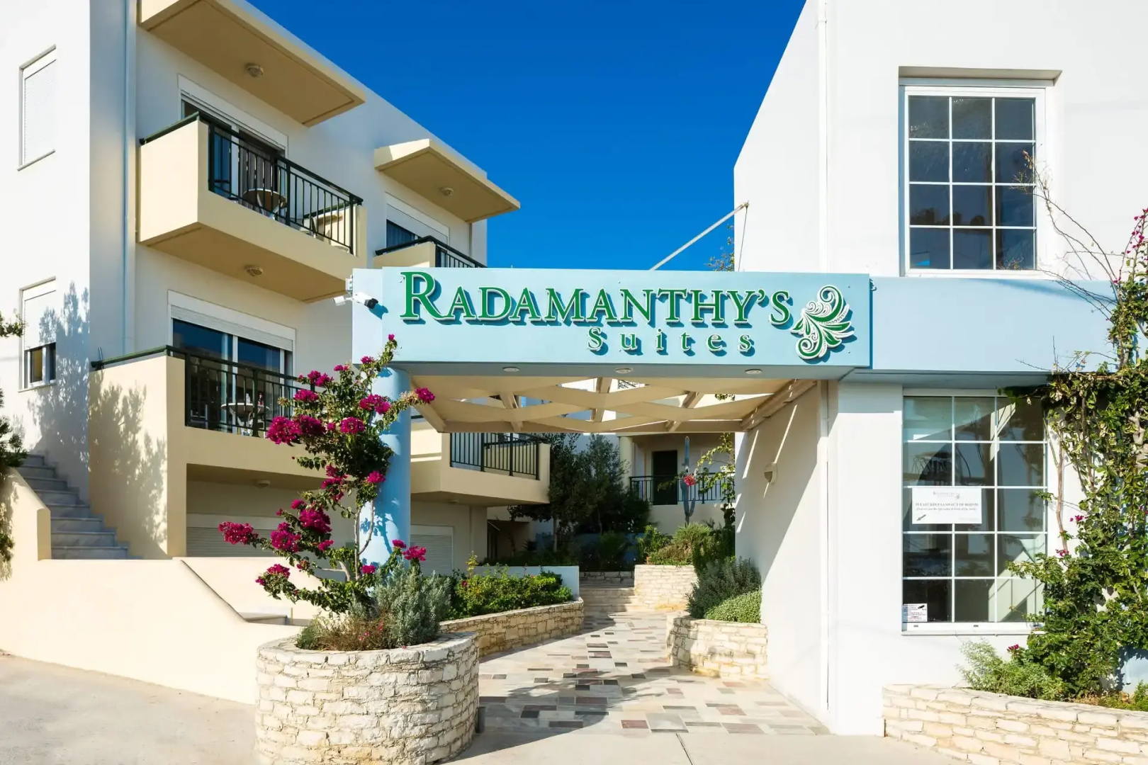 Foto - Radamanthy's Apartments