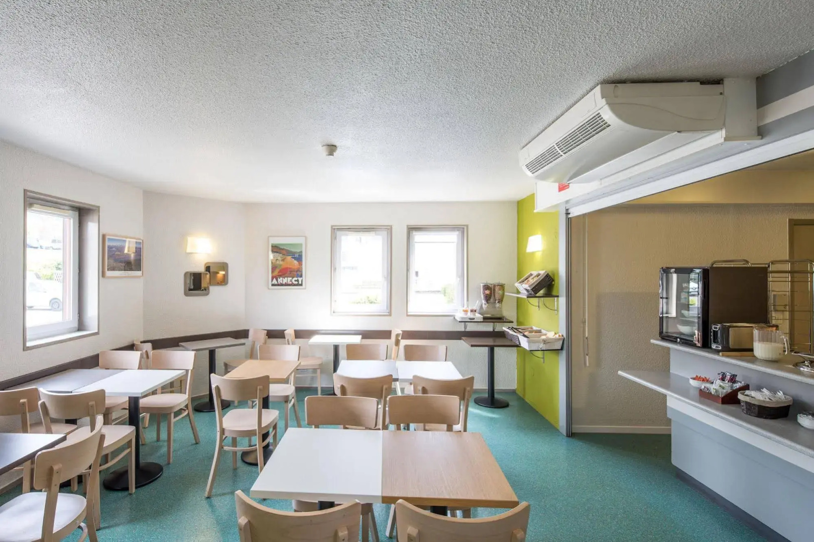 Photo - B&B HOTEL Annecy Argonay