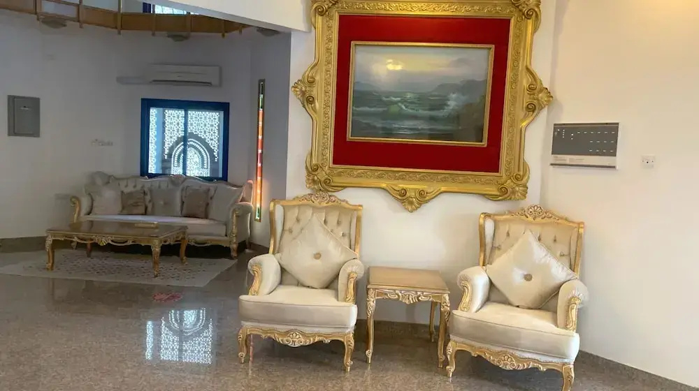Photo - Qurum Heights Hotel