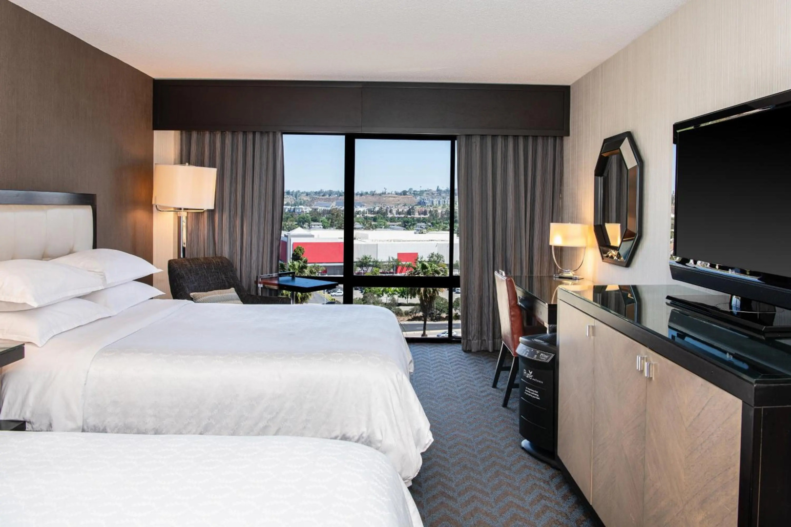 Photo - Sheraton Mission Valley San Diego Hotel