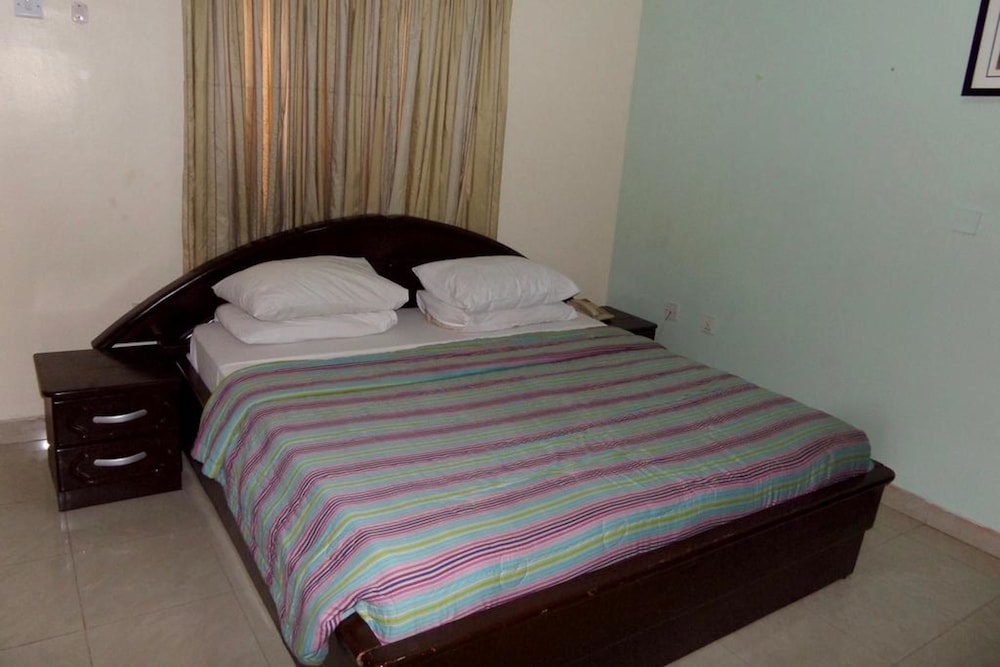 AES Luxury Apartments