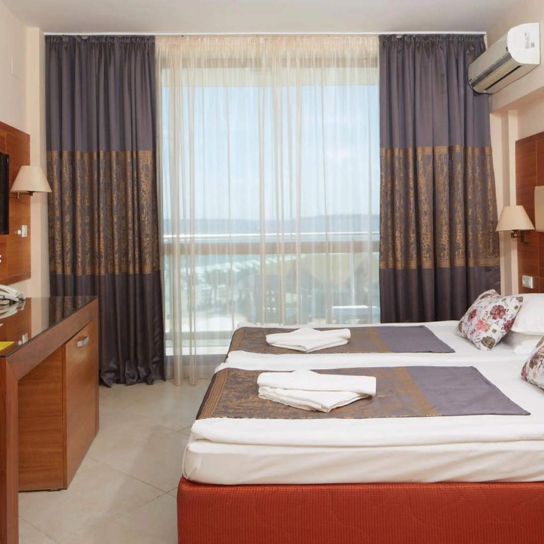 Photo - Seabreeze Hotel