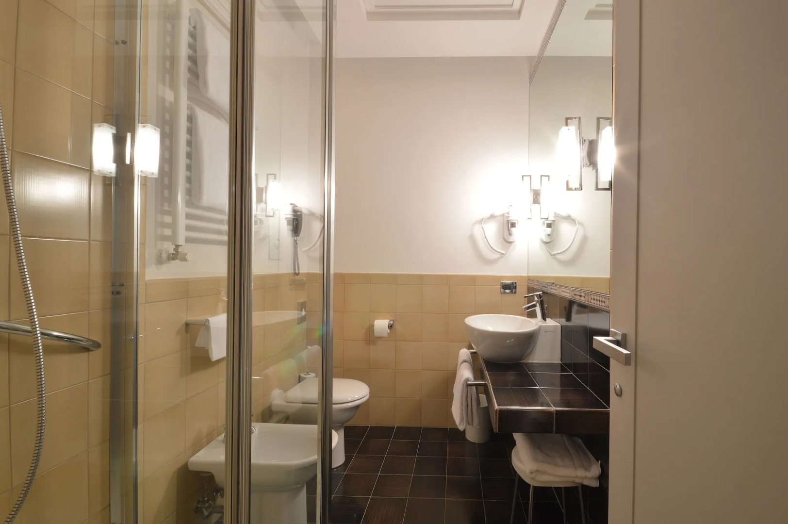 Foto - Palazzo Esedra