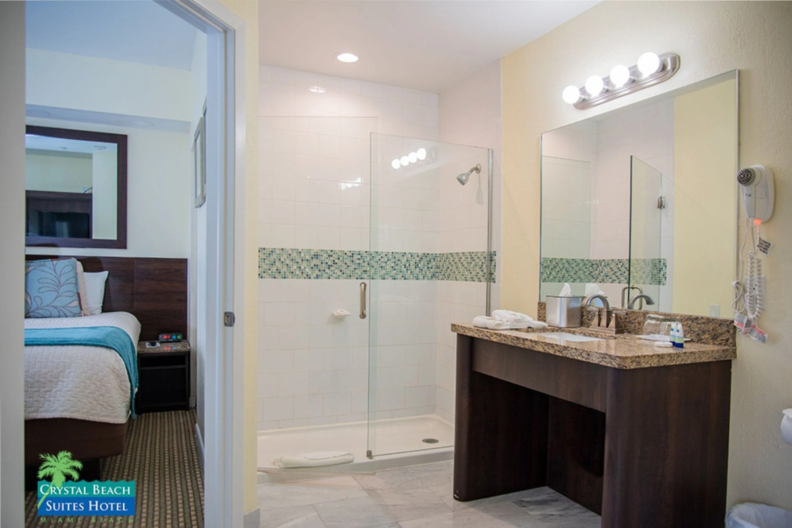 Photo - Crystal Beach Suites Miami Oceanfront Hotel