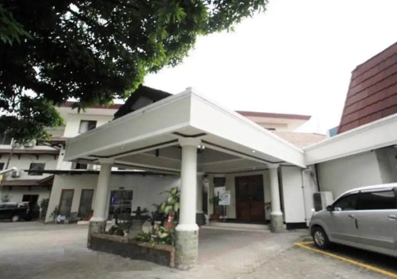 Photo - Puri Mega Hotel